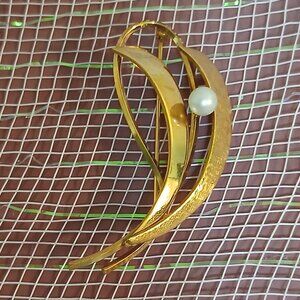 Vintage Van Dell 12GKF Brooch Pearl Accent